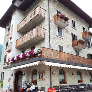 Hotel Carrara, Serina (Lombardy)